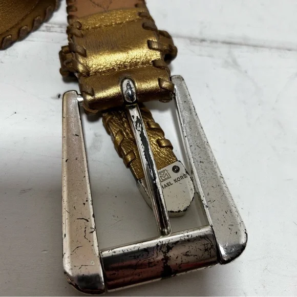 Michael Kors Gold Genuine Leather Silver Buckle belt Studded with key ring - Picture 4 of 12